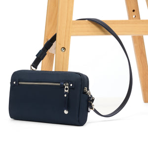 Pacsafe W Anti-theft 3 in 1 Sling bag 20461606 Navy